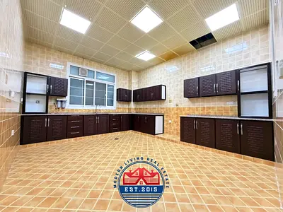 Luxury 3 Bedrooms Hall Maidroom Al Shamkha