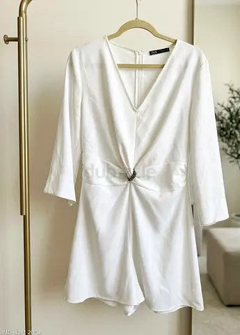 Zara White V-neck Short Romper with Twisted Front Detail - Size Large