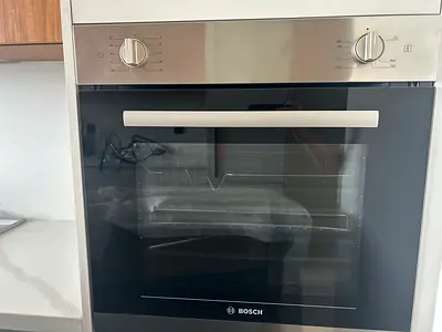Built-in Gas Oven Bosch 60L - Brand New - Never Used