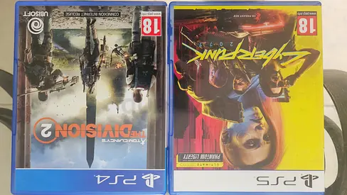 Cyberpunk 2077 (PS5) The Division 2 (PS4) - Good Condition