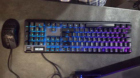 SteelSeries Apex 5 Gaming Keyboard + mouse