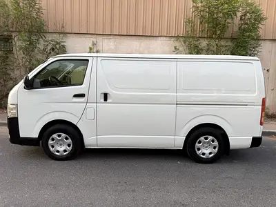 Toyota Hiace Van GL 2015 GCC Specs - Well Maintained