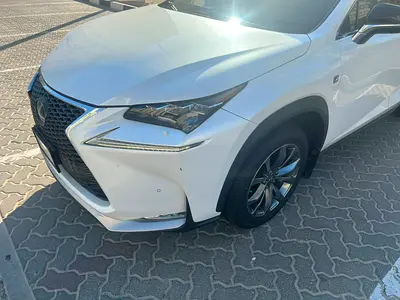 Lexus NX 200t F Sport Platinum 2016 | GCC Specs | Low Mileage