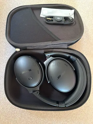 Bose QuietComfort Wireless Noise Cancelling Headphones with Case and Cables. Gen2 USBC — NEW