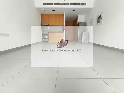 عرض محدود | استوديو واسع مع شرفة | 34,999 درهماً فقط سنوياً