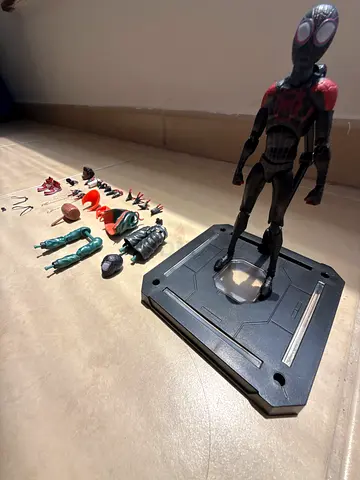 Bootleg mafex miles morales