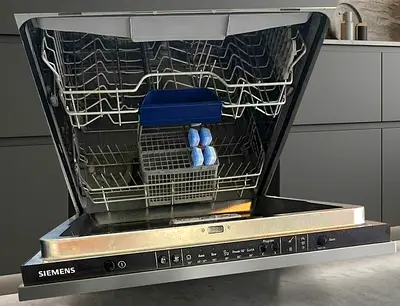 Siemens Built-in Fully Integrated Dishwasher 3-Rack – Premium German Engineering