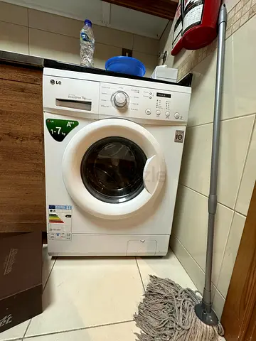 LG Direct Drive 7kg Front Load Washing Machine