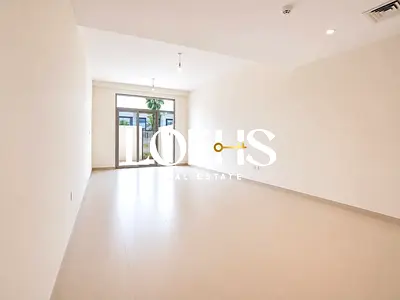 LANDSCAPED GARDEN | SINGLE ROW | VACANT