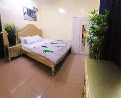 Family / Couple Room Available In Apartment