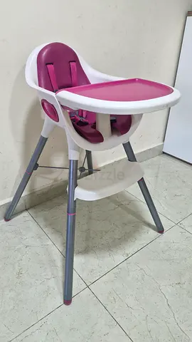 Baby feeding high chair