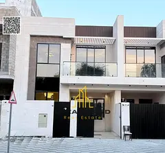 Villa for sale in Ajman at a bargain price. Excellent location. Freehold ownership for life. Open to