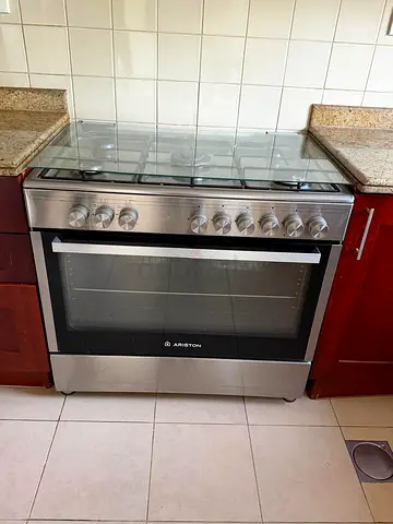 Ariston 90cm Stainless Steel Gas Range with Oven - Good Condition