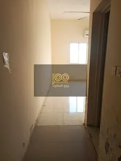 The property is situated next to cafes and daily amenities, offering easy access to all necessities.
