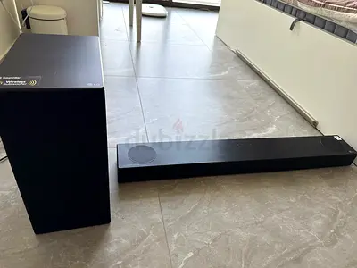 Soundbar with Wireless Subwoofer - Good Working Condition