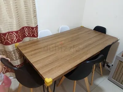 Wooden Dining Table with 6 Modern Chairs - Good Condition
