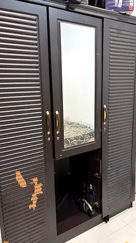 Dark brown 3-door wardrobe with mirror — used, needs minor repair