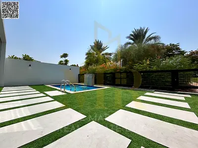 A villa with a price including electricity, water and air conditioning fees on the main street, ready to move in, with a special discount for cash in