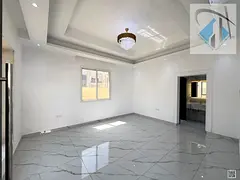 Villa for annual rent (AED 110,000): 5 master bedrooms, majlis, living area, and maid's room. Featur