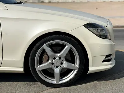 صورة مصغرة 4 لـ 2014 Mercedes-BENZ CLS