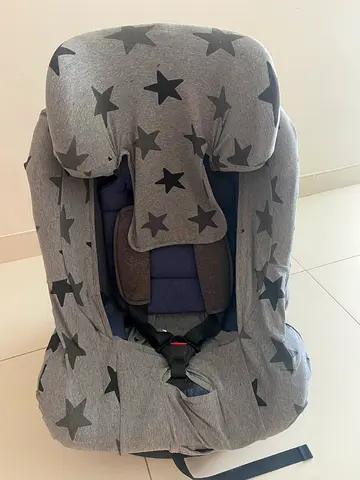URGENT cheap! Baby car sit with ISO fix - al raha beach