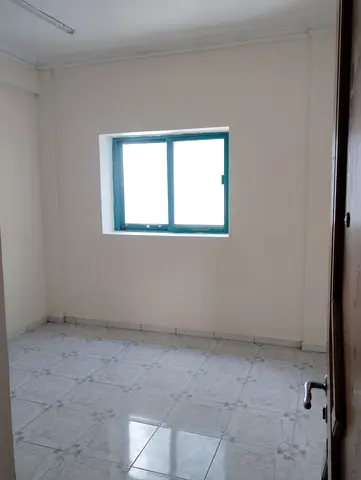 BIG OFFER WE HAVE 1BHK APARTMENT NEAR NMC HOSPITAL IN JUST 1900K 1BEDROOMS HALL KITCHEN 1BATHROOM Window AC GAS VERY CLOSE TO NMC HOSPITAL CLOCK