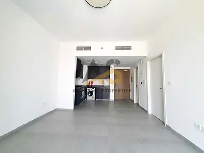 Spacious 1-bedroom | Pool view | Prime location