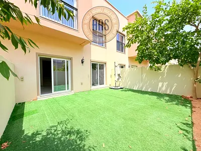 READY TO MOVE 3BR+MAID VILLA NEAR POOL AND PARK