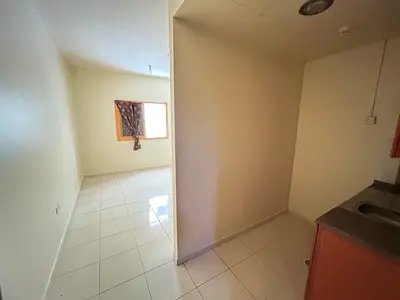 SPECIOUS STUDIO FLAT IN JUST 18K NEAR ROLLA PARK