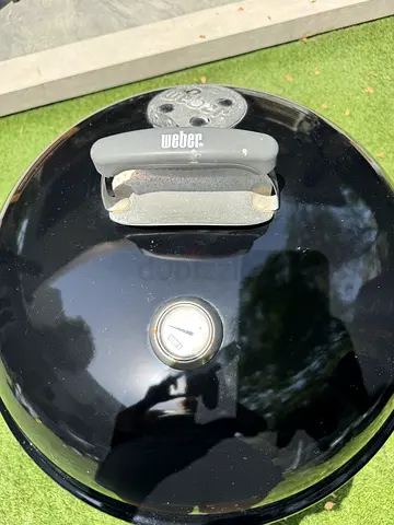 Weber Kettle Charcoal Grill (good used condition)