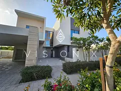 Expansive Townhouse | Multiple Balconies | Community Living
