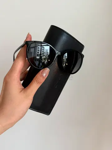 sunglass