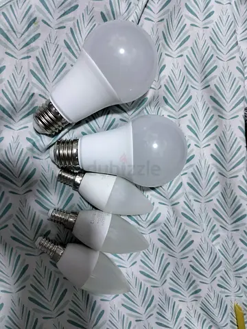 Set of 5 LED Light Bulbs (Various sizes) - G45 and Candle B22/E14 types