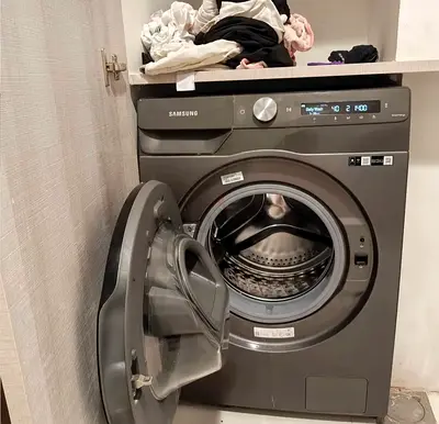 Samsung 9/6kg Front Load Washer and Dryer - Good Working Condition