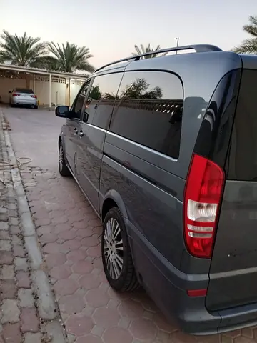 Mercedes-Benz Viano 2012 GCC Specs - Luxury Passenger Van