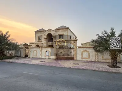 Villa for sale in Al Rawda 3, excellent location, freehold ownership for all nationalities. Land area: 9,000 sq ft Villa area: 5,500 sq ft, comprising