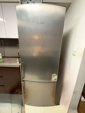 Bosch Silver Fridge Freezer (Bottom Freezer) - Good Working Condition
