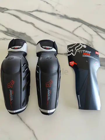 Fox Titan Race Shin Guards — New/Unused