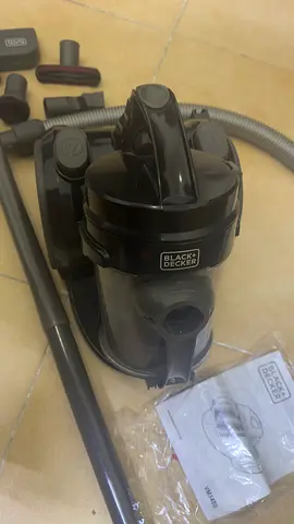 Black+Decker Compact Cylinder Vacuum Cleaner with Accessories Used Excellence Condition Fixed Price