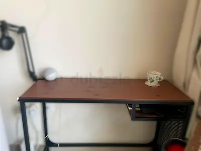 Ikea Modern Home Office Desk Office Chair – Excellent Condition