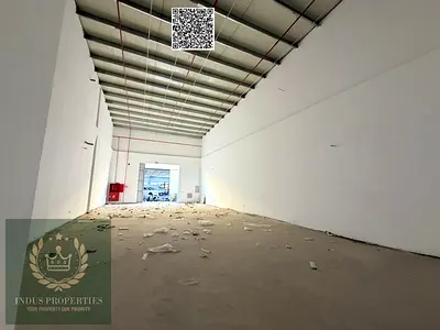 أرضي فقط || حمام واحد متاح || كهرباء 35 كيلوواط || المساحة 2200 قدم مربع || مستودع متاح للإيجار