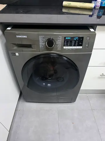 Samsung 2in1 Wash  Dry Latest model excellent condition 8/6kg