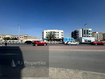 Prime location - Family Area - school zone - Rood Side - suitable for All kinds of businesses