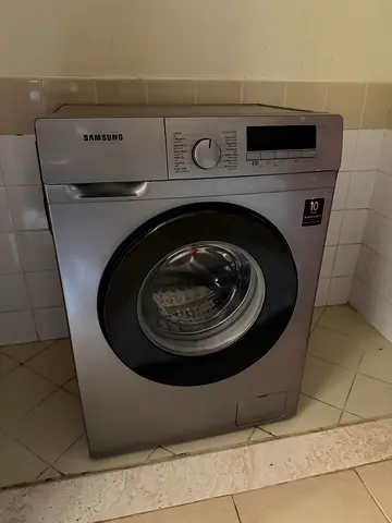 Samsung 7kg Front Load Washing Machine - Silver, Good Condition