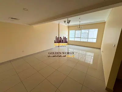 غرفتان وصالة بالخان/الممزر، غرفة ماستر بإطلالة بحرية، غرفة خادمة، 3 حمامات، خزن بالحائط، إطلالة بحرية جانبية، 58,000 سنوياً مع تابي وتمارا.