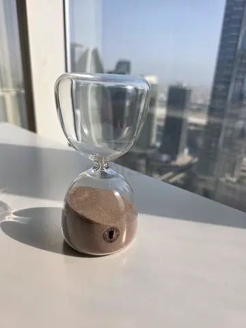 Decorative Glass Hourglass Sand Timer - Small Desk Ornament