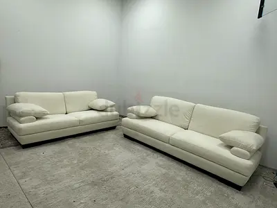 Amazing condition Natuzzi brand three plus two seater sofa