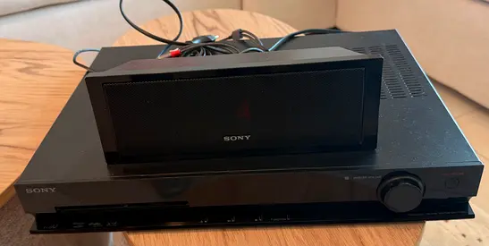 Sony home theater receiver with center speaker - good working condition