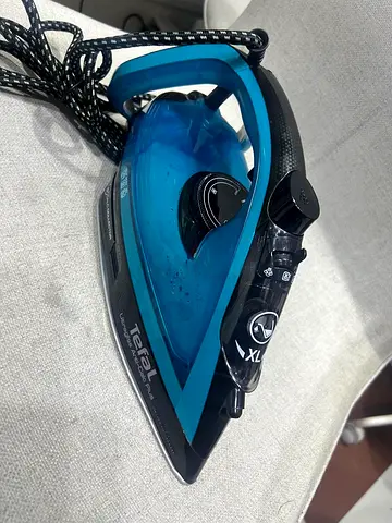 Tefal Steam Iron FV6848