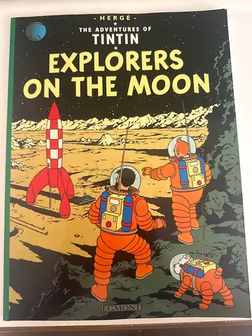 The Adventures of Tintin: Explorers on the Moon (English edition)